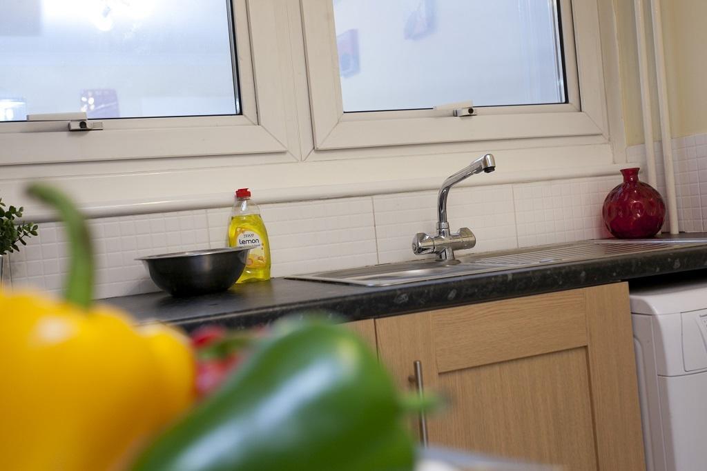 Victoria Centre Apartments In The Victoria Centre Shopping Centre - Nottingham City Centre - 24 Hour Access - Most Central Location, Kitchen - Sunday Check-Out 1Pm - Opposite Hilton By Restaurants & Shops - Outdoor Parking Cars Or Vans Five Pounds A Exterior foto