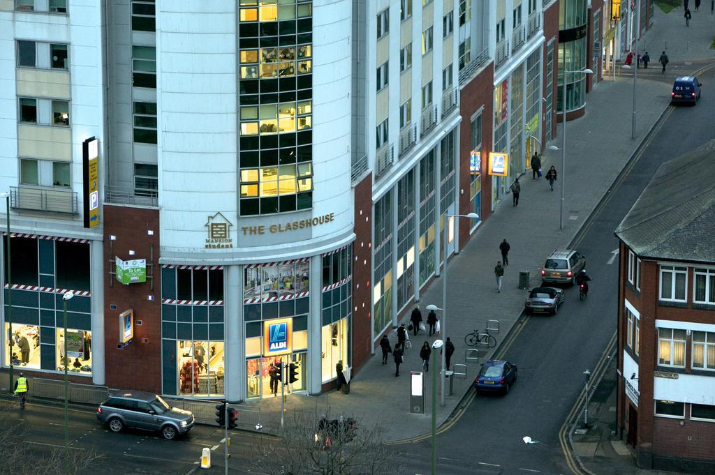 Victoria Centre Apartments In The Victoria Centre Shopping Centre - Nottingham City Centre - 24 Hour Access - Most Central Location, Kitchen - Sunday Check-Out 1Pm - Opposite Hilton By Restaurants & Shops - Outdoor Parking Cars Or Vans Five Pounds A Exterior foto