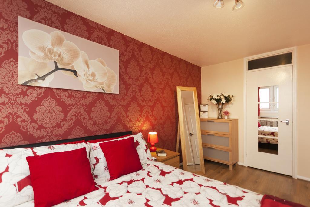 Victoria Centre Apartments In The Victoria Centre Shopping Centre - Nottingham City Centre - 24 Hour Access - Most Central Location, Kitchen - Sunday Check-Out 1Pm - Opposite Hilton By Restaurants & Shops - Outdoor Parking Cars Or Vans Five Pounds A Exterior foto